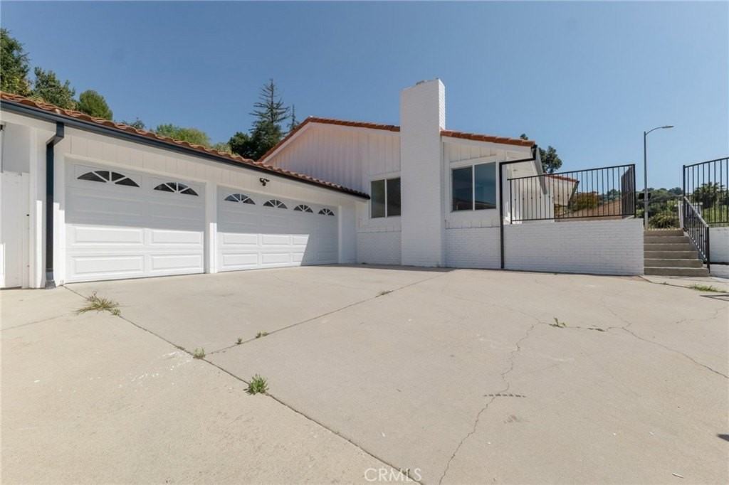 4316 Topanga Canyon Blvd - Photo 3 of 36