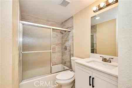 22729 Lakeway Dr #386 - Photo 6 of 15