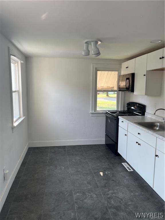 291 Fonda Dr - Photo 5 of 12