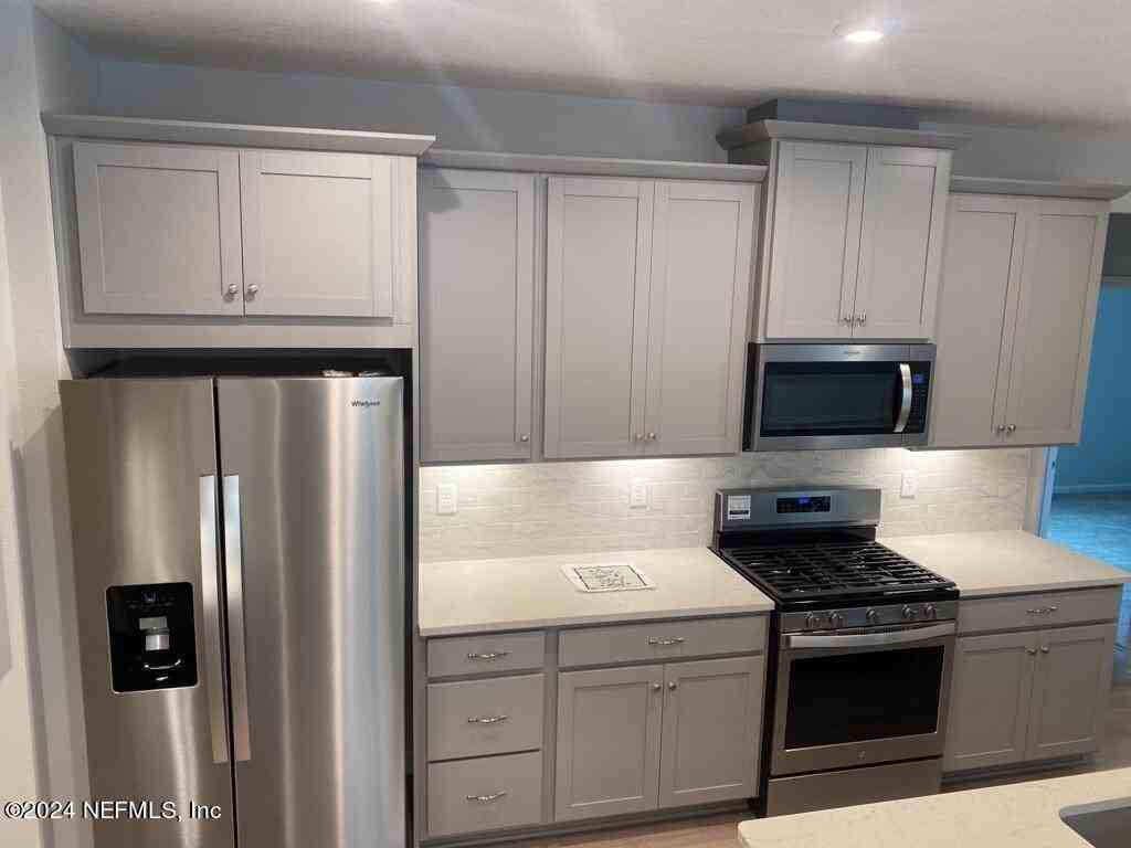 172 Sawgrass Dr - Photo 6 of 40