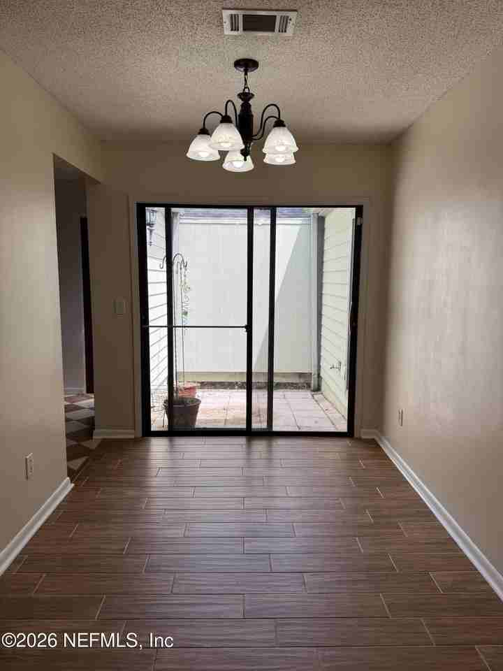 8550 Goldeneye Ln - Photo 7 of 20