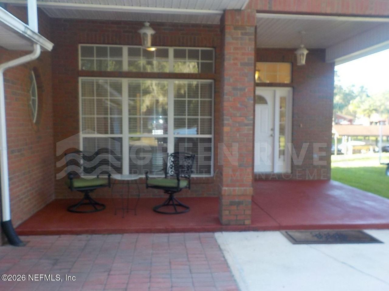 1761 Oak Grove Dr S - Photo 4 of 50