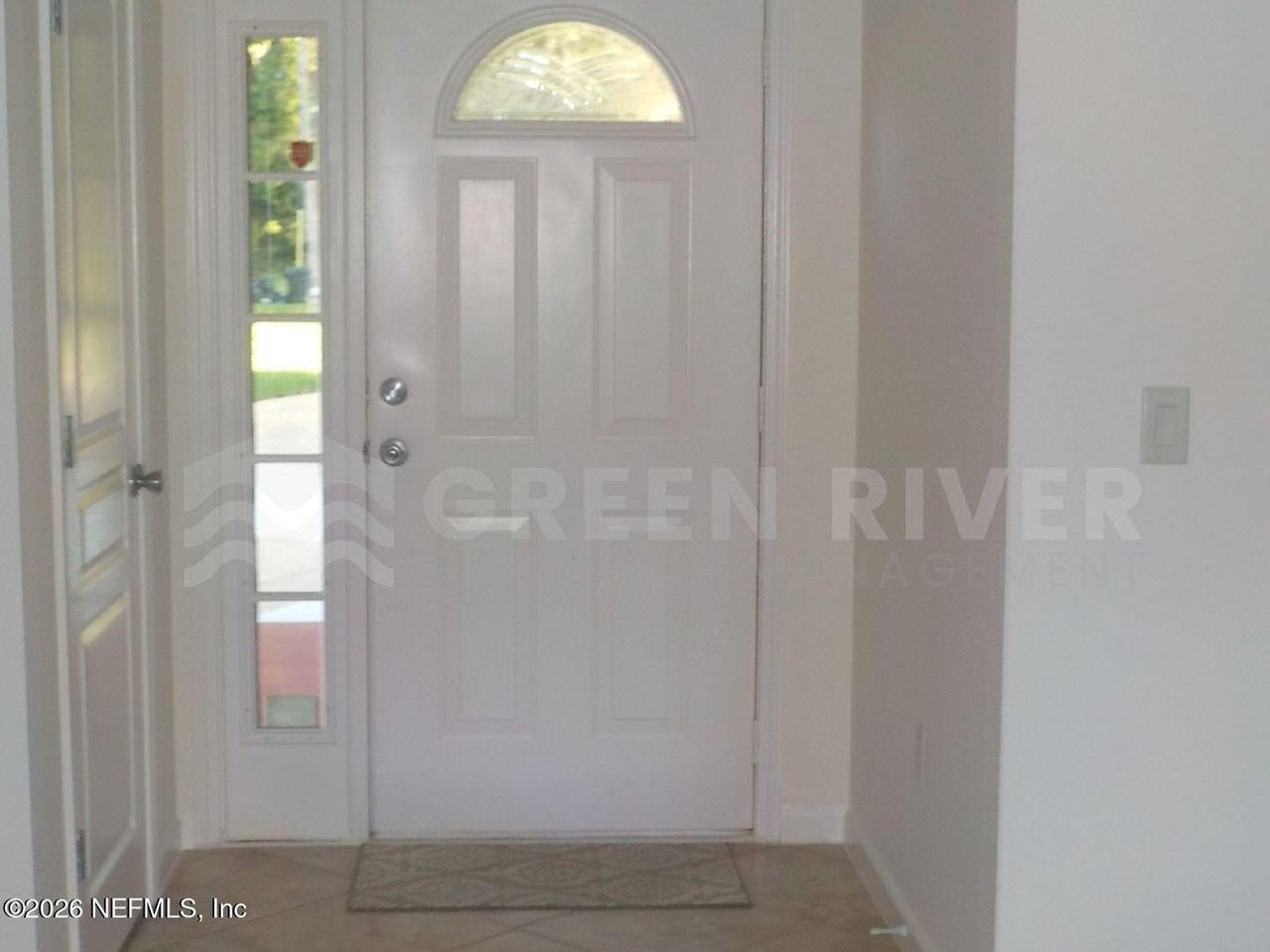 1761 Oak Grove Dr S - Photo 5 of 50