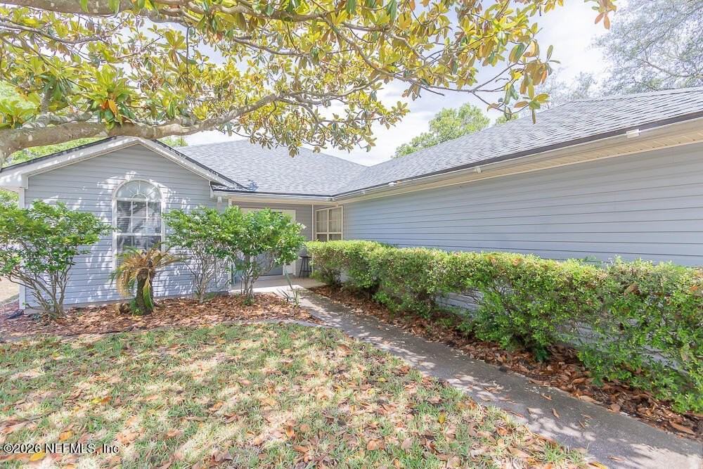 12028 Cobblestone Forest Cir N - Photo 3 of 46