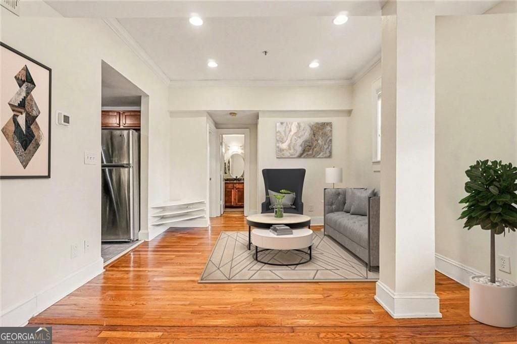 2855 Peachtree Rd Ne - Photo 2 of 19