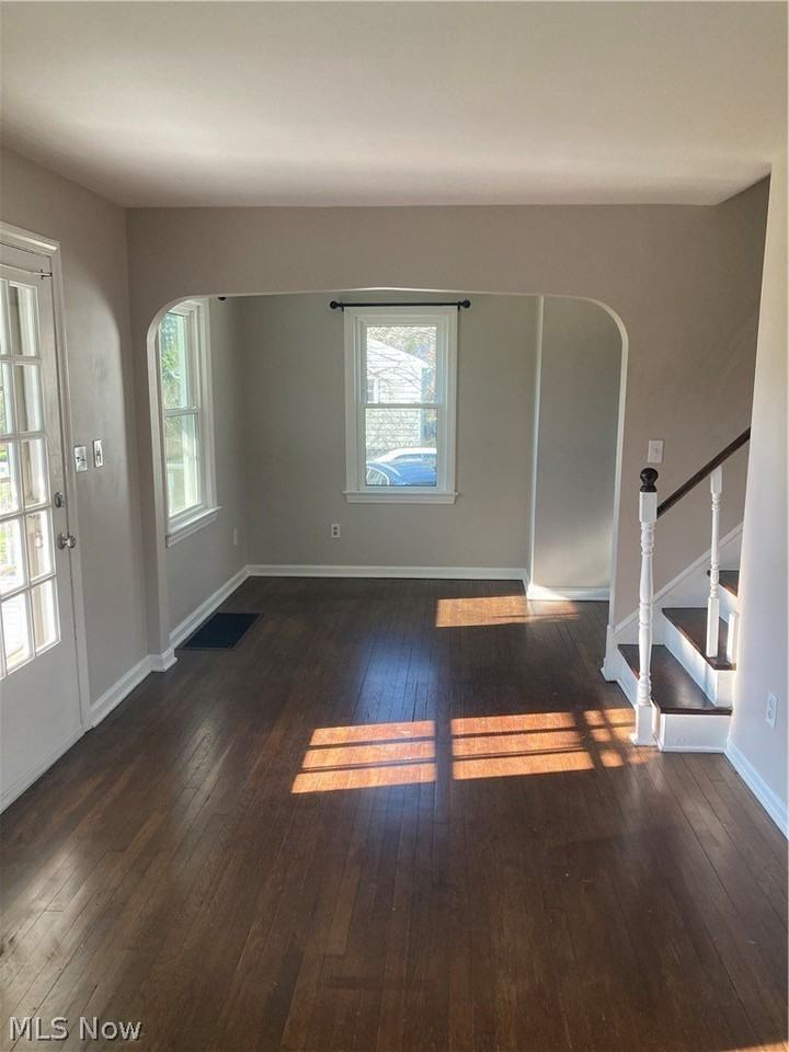 7101 Liberty Rd - Photo 6 of 13