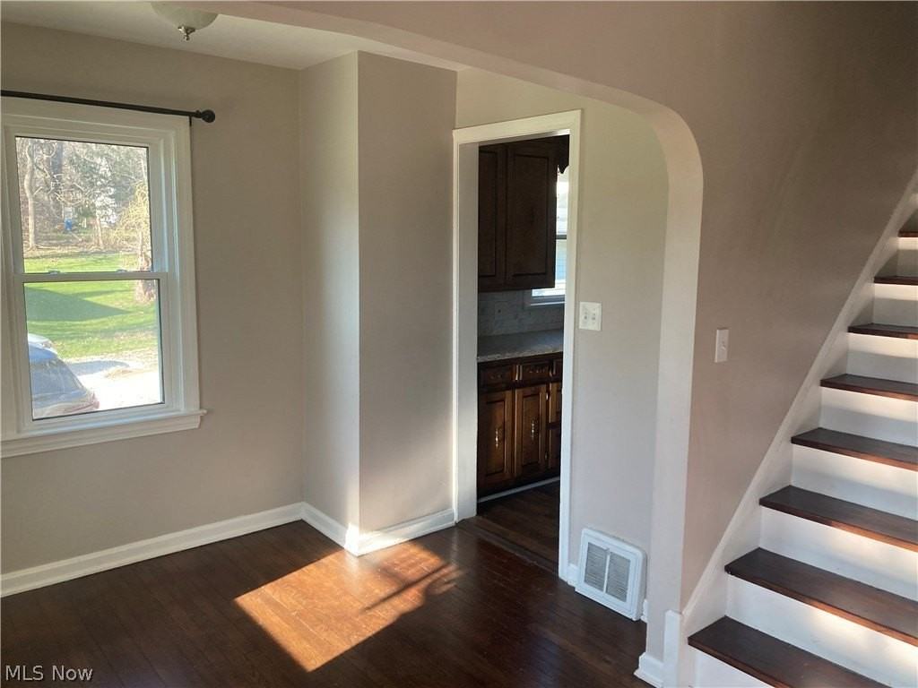 7101 Liberty Rd - Photo 7 of 13