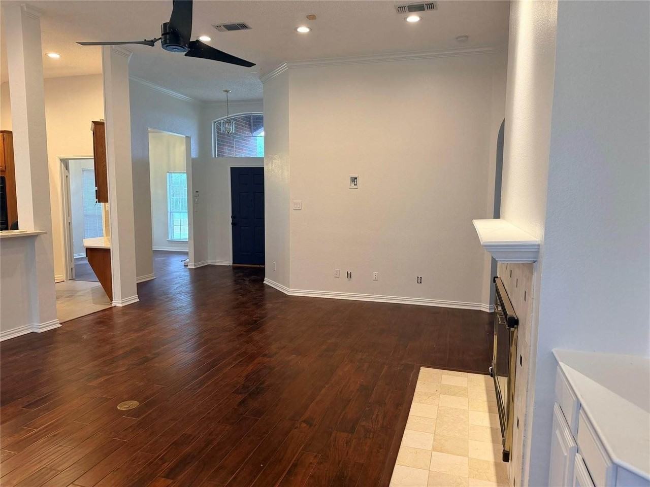 2220 Sky Harbor Dr - Photo 2 of 16