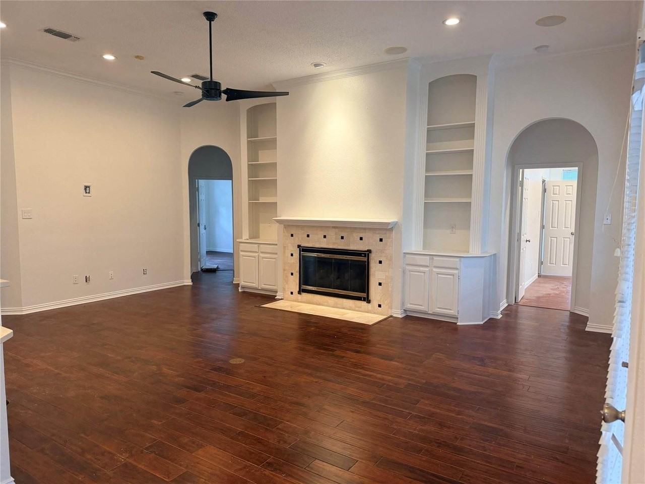 2220 Sky Harbor Dr - Photo 3 of 16
