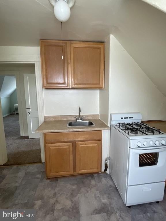 6036 Edmondson Ave - Photo 6 of 16