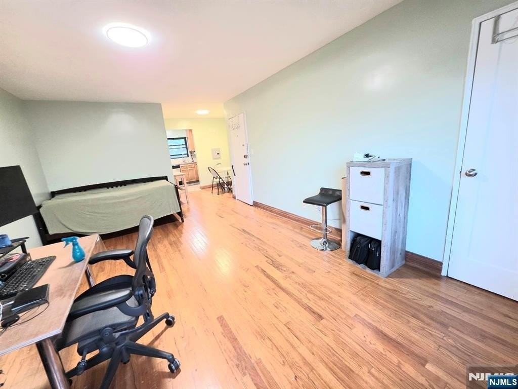 2163B N Central Rd - Photo 3 of 11