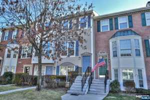 featured image of 501 Quince Ct