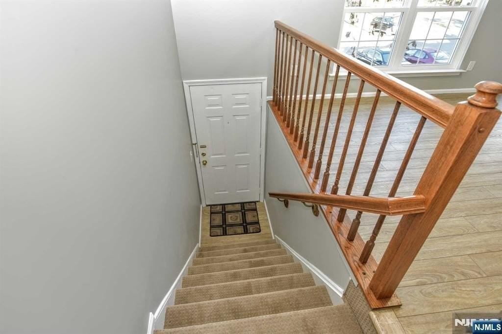 501 Quince Ct - Photo 3 of 20