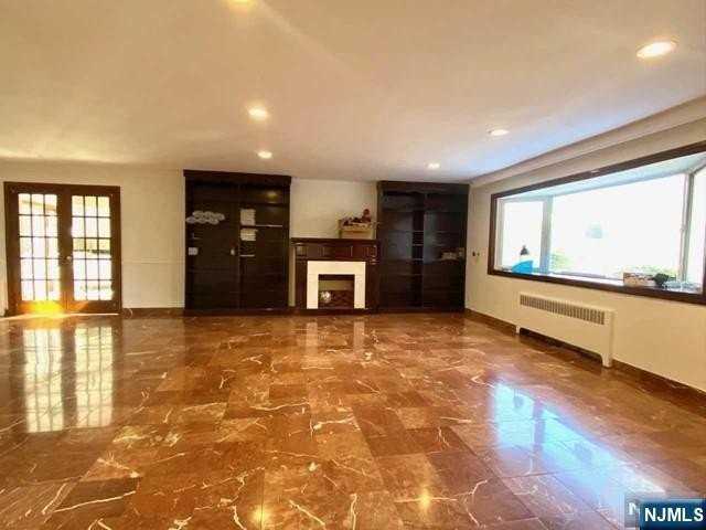 330 Westview Ave - Photo 4 of 17