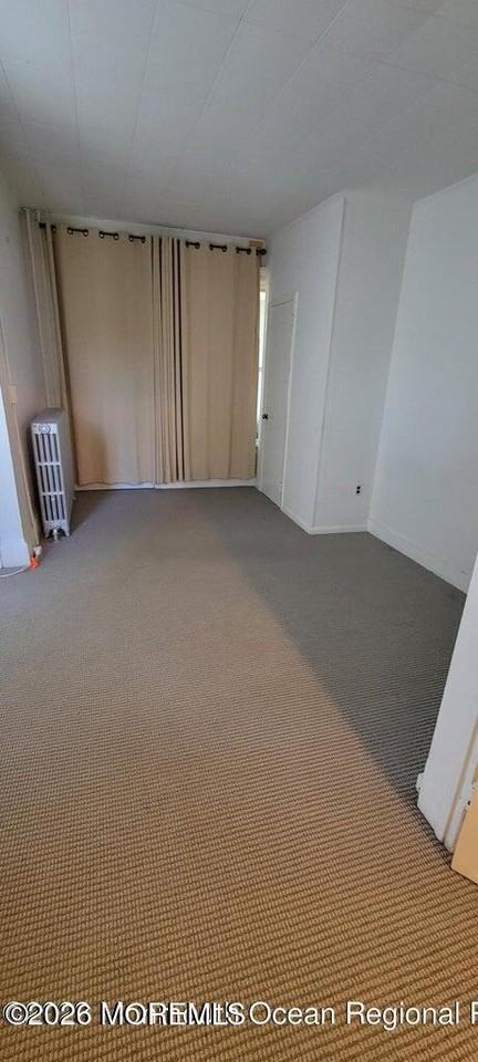 92 Wallace St - Photo 3 of 10
