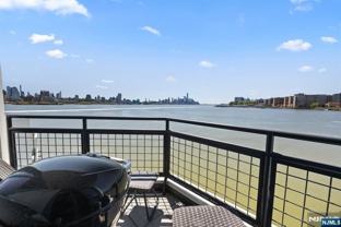 600 Harbor Blvd - Photo 1 of 1