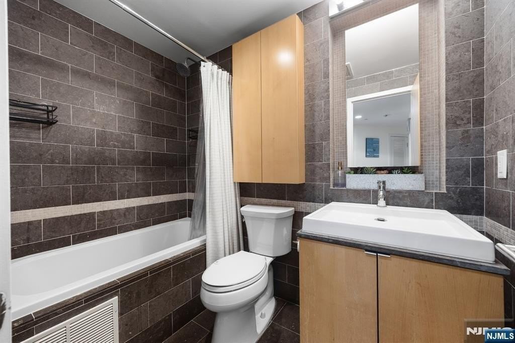 600 Harbor Blvd - Photo 7 of 22