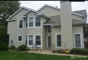 111 Lloyd Ct - Photo 1 of 1