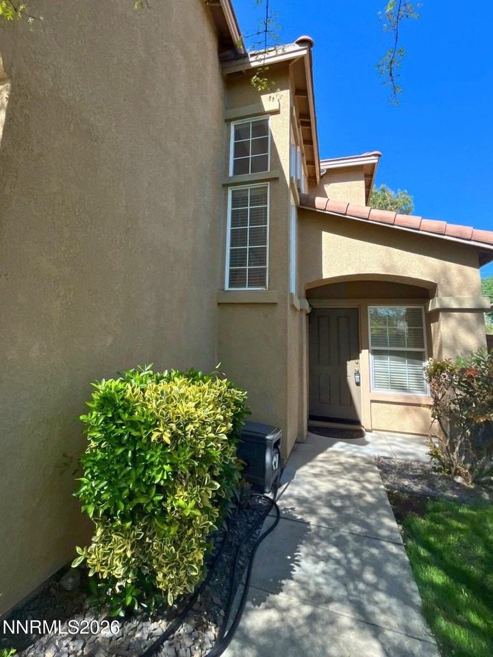 2521 Napoli Dr - Photo 2 of 9
