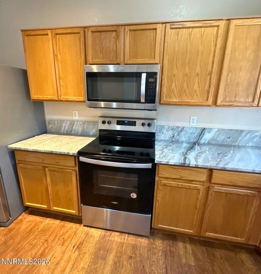 2521 Napoli Dr - Photo 7 of 9