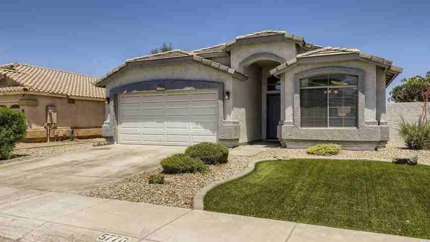 5770 W Seldon Ln - Photo 2 of 28