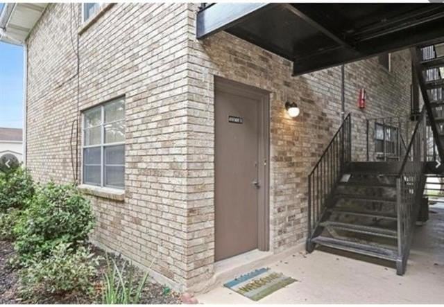4401 Yale St #B - Photo 2 of 13