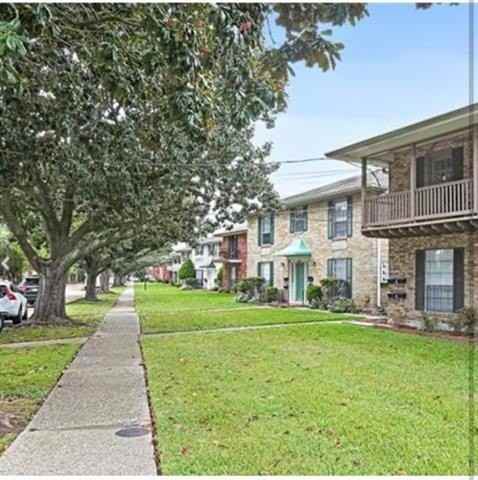4401 Yale St #B - Photo 3 of 13