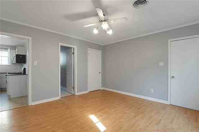 715 Webster St #2 - Photo 3 of 14