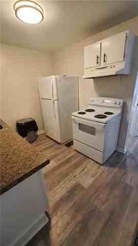 1418 Behrman Ave - Photo 5 of 10