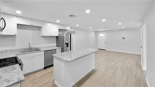 1706 Stafford St - Photo 3 of 18