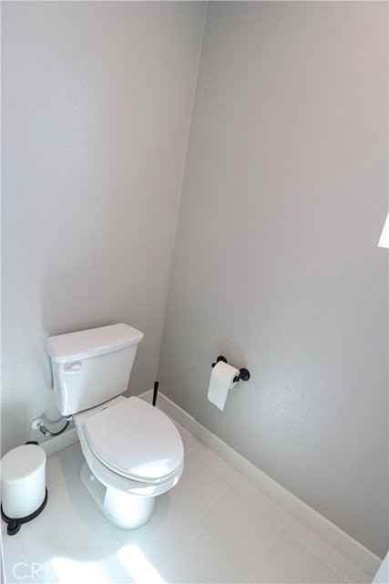 2049 W Rosecrans Ave - Photo 4 of 7