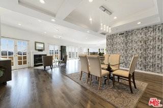 N Camden Dr #202 - Photo 5 of 8