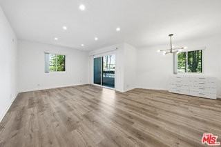 1037 N Vista St #206 - Photo 5 of 8
