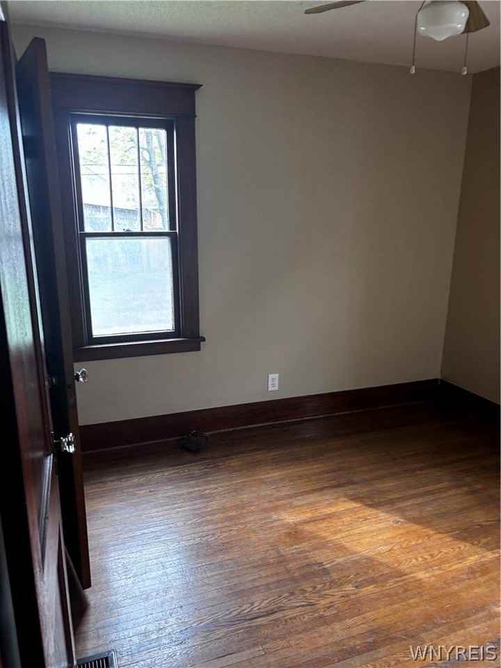 46 Kirkwood Dr - Photo 5 of 12