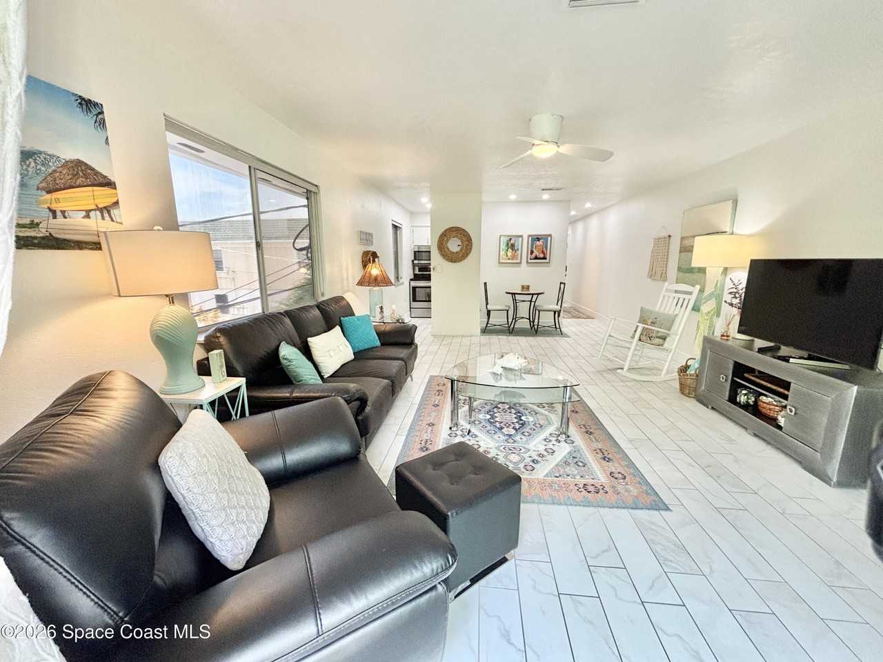 419 Ocean Ave - Photo 5 of 22