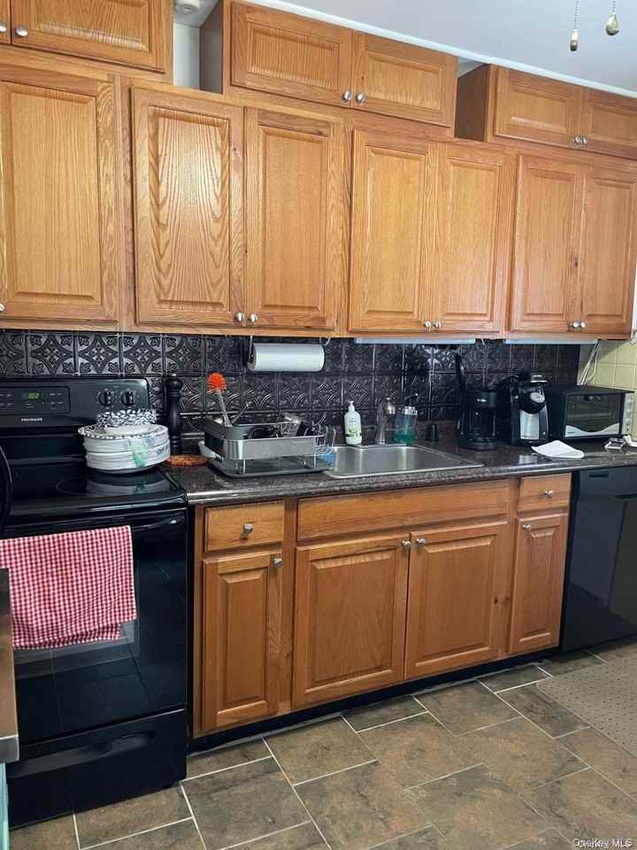 59 Wolcott Rd - Photo 2 of 10