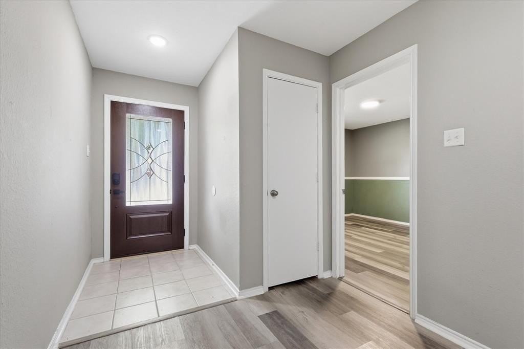 12625 Ocean Spray Dr - Photo 4 of 25