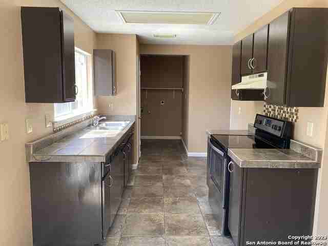 3643 Cameron Spgs - Photo 6 of 21