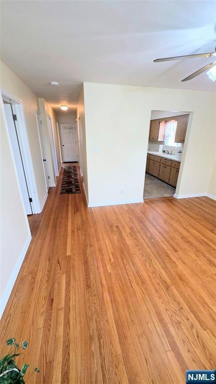 648 Milton Ave - Photo 5 of 22