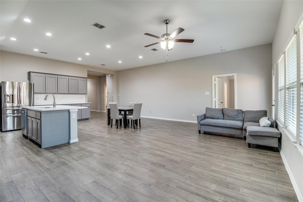 11441 Silver Queen Dr - Photo 4 of 25