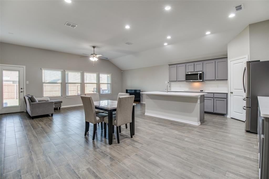 11441 Silver Queen Dr - Photo 5 of 25