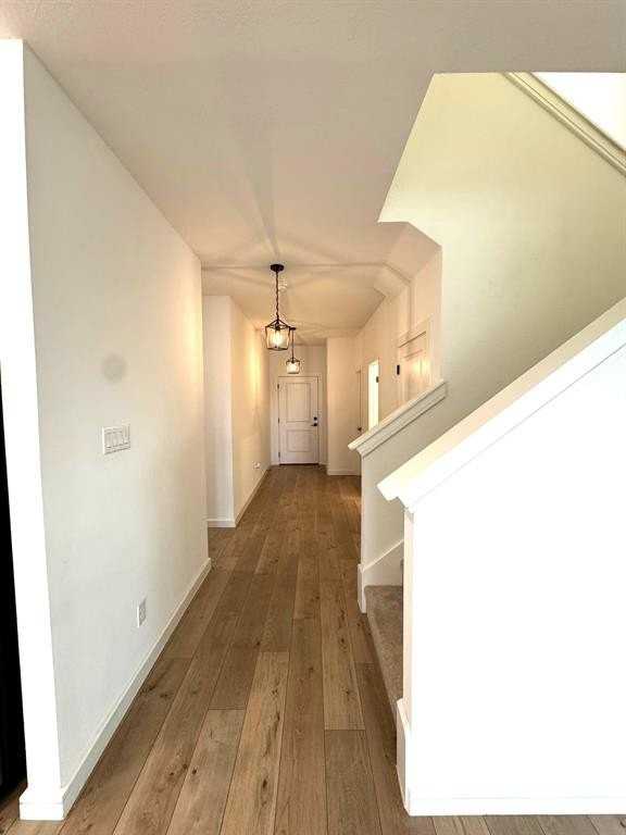 2518 Tahoe Dr - Photo 3 of 40