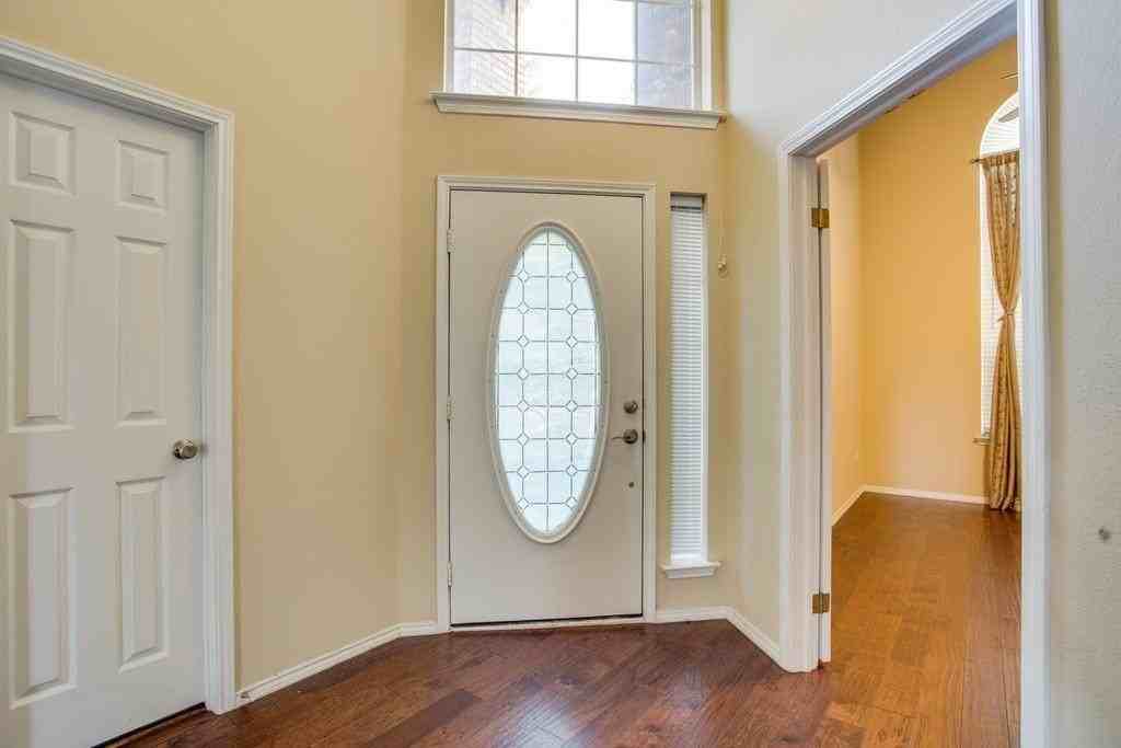 1029 Sugarberry Ln - Photo 4 of 28