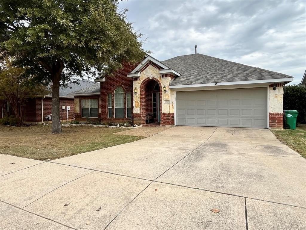 3917 Miramar Dr - Photo 2 of 19