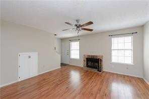 1251 Dallas Dr - Photo 4 of 19