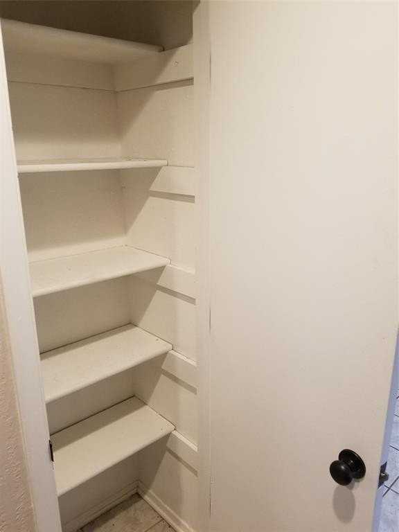 1223 Dallas Dr - Photo 6 of 17
