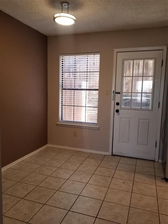 1223 Dallas Dr - Photo 7 of 17