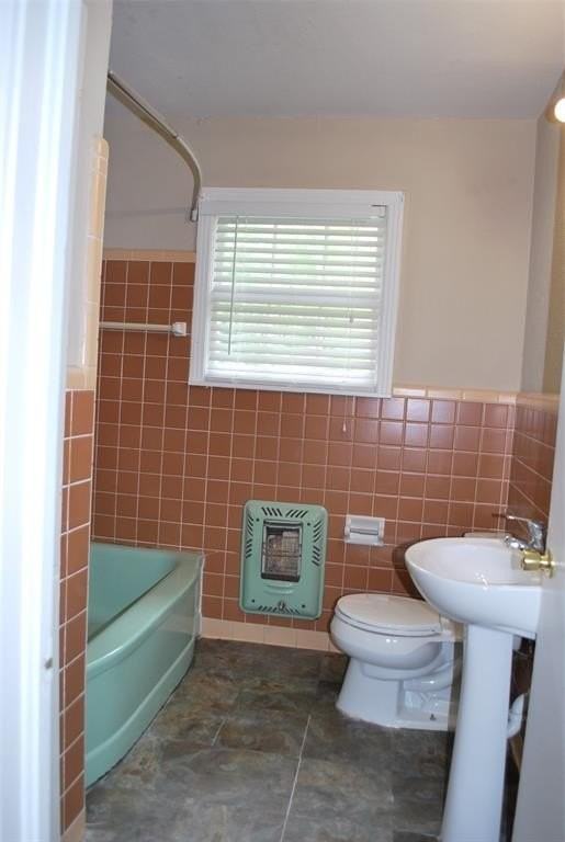 1419 Broadway St - Photo 4 of 14