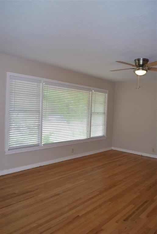 1419 Broadway St - Photo 6 of 14