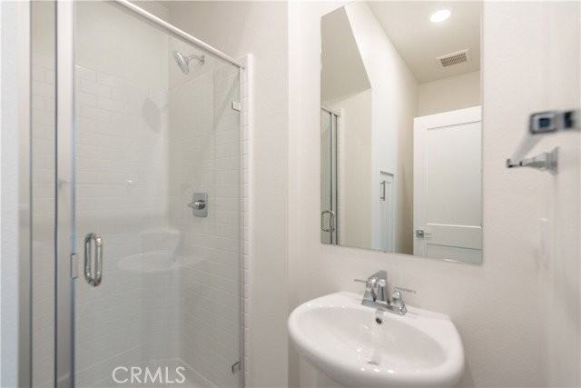 2317 W Broadway #46 - Photo 4 of 8